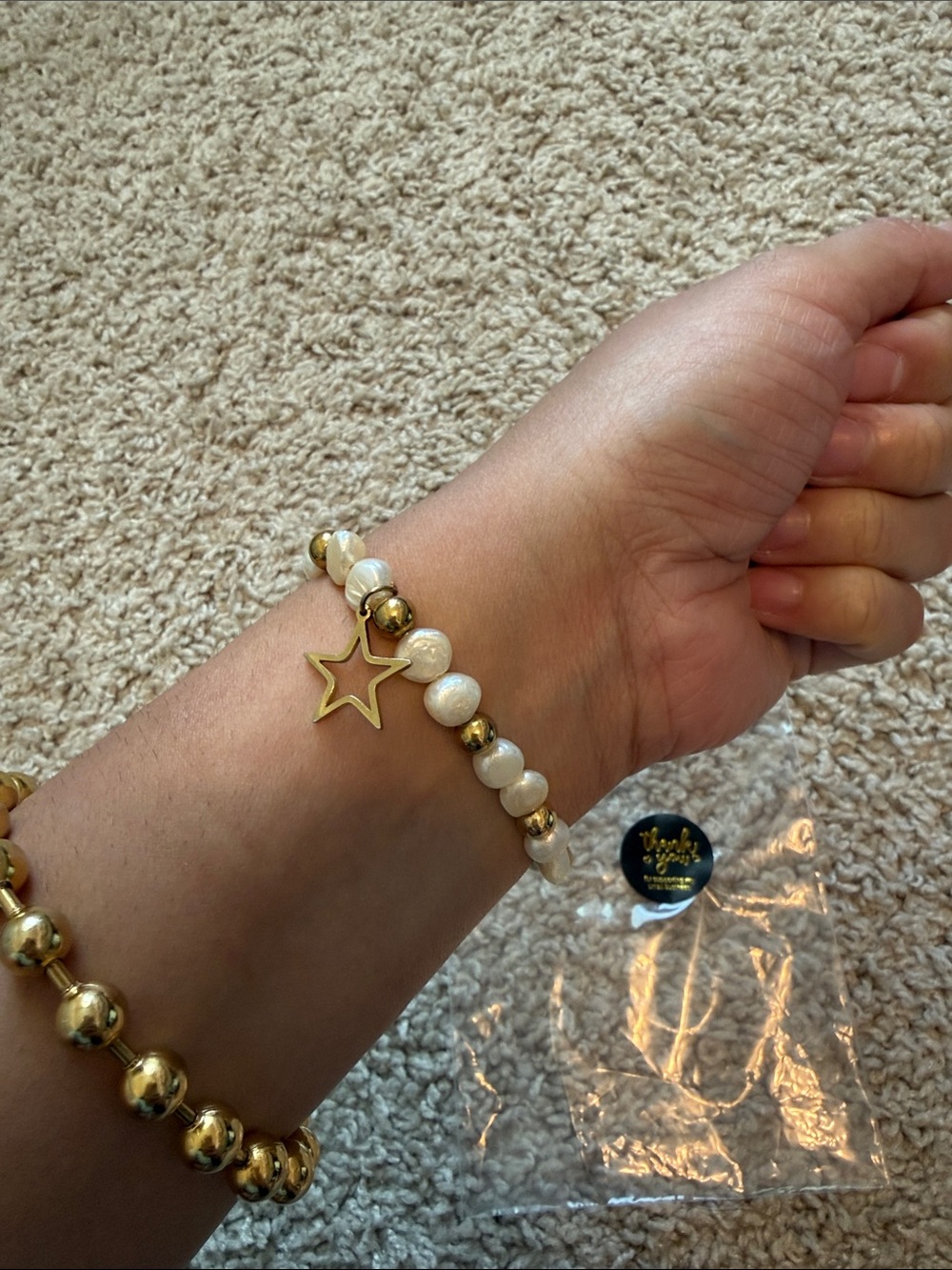 Pearl & Gold Star Stretch Bracelet - White & Gold